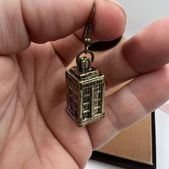 Doctor Who TARDIS Burnished Gold / Bronze Earrings - Picture 4 of 7